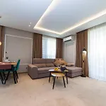 Park 4*