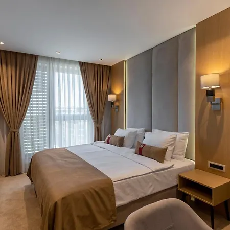 Aparthotel Park *