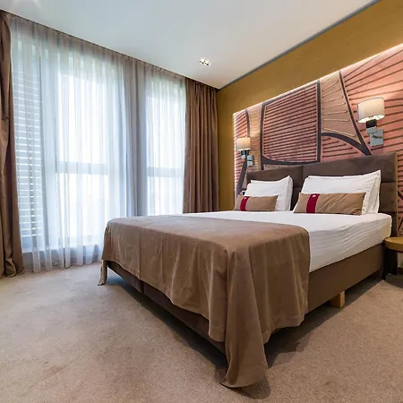 Aparthotel Park *